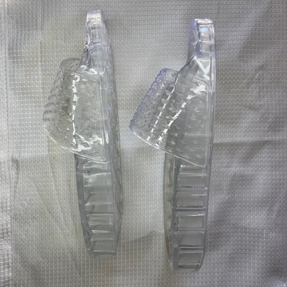 💯Brand New Chinese Laundry Clear Jelly Slides - Picture 5 of 9
